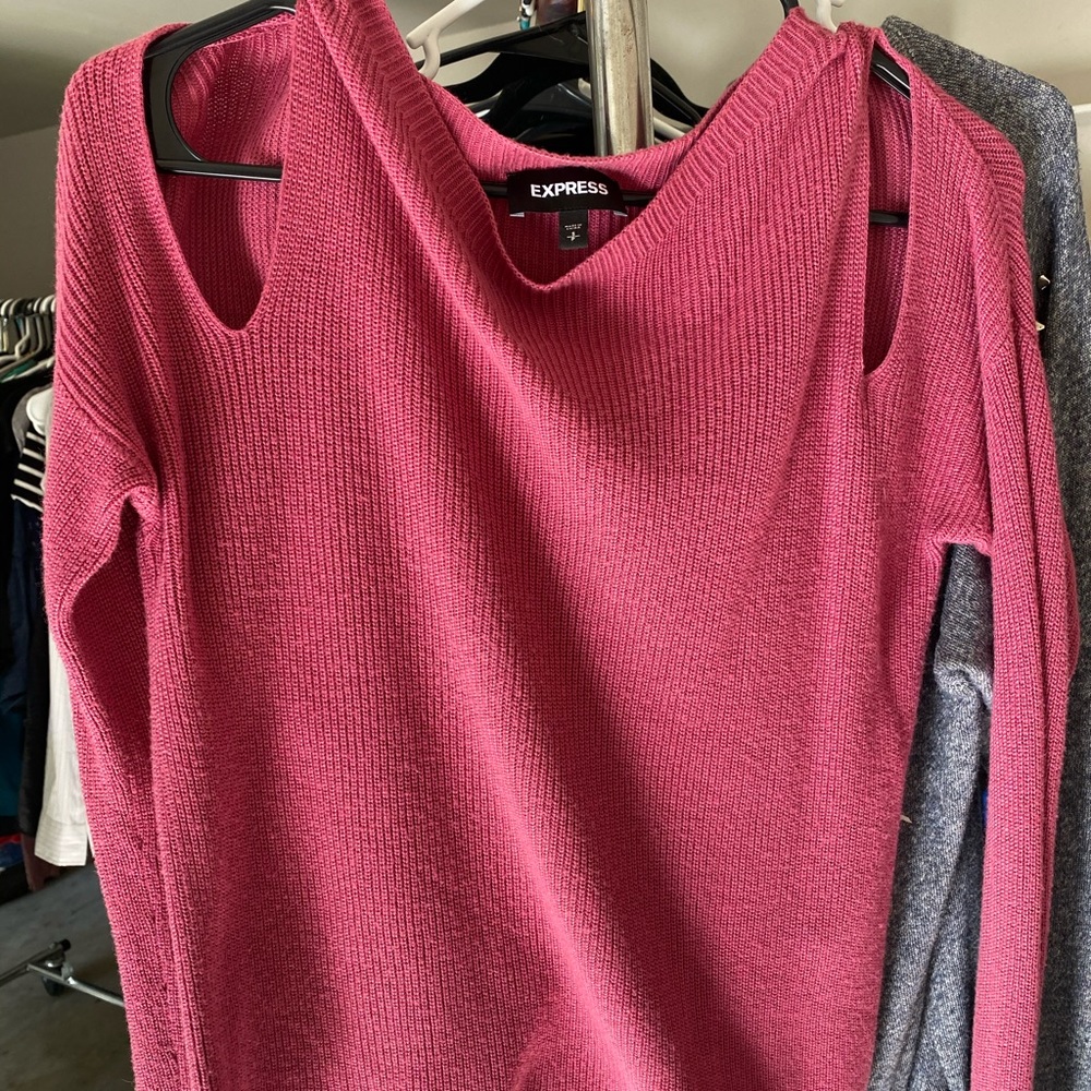 Express (S) pink cardigan with shoulder slits